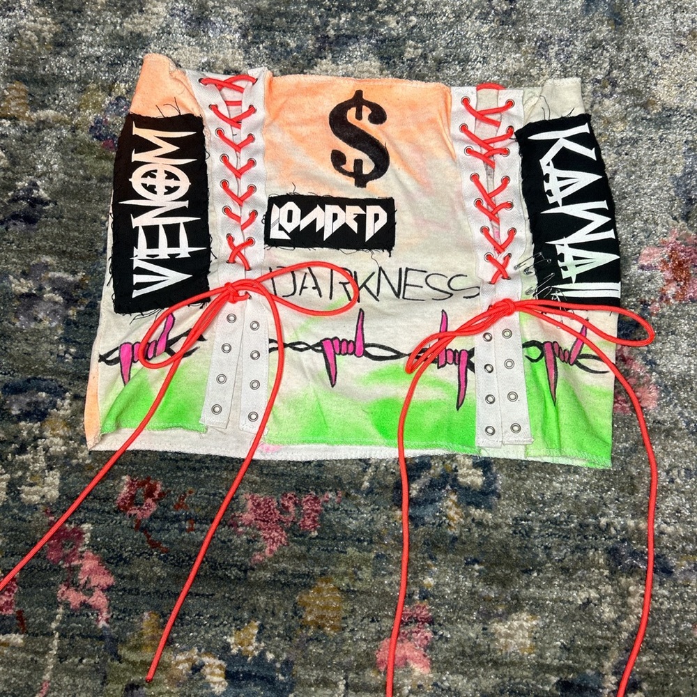 Graphic skirt